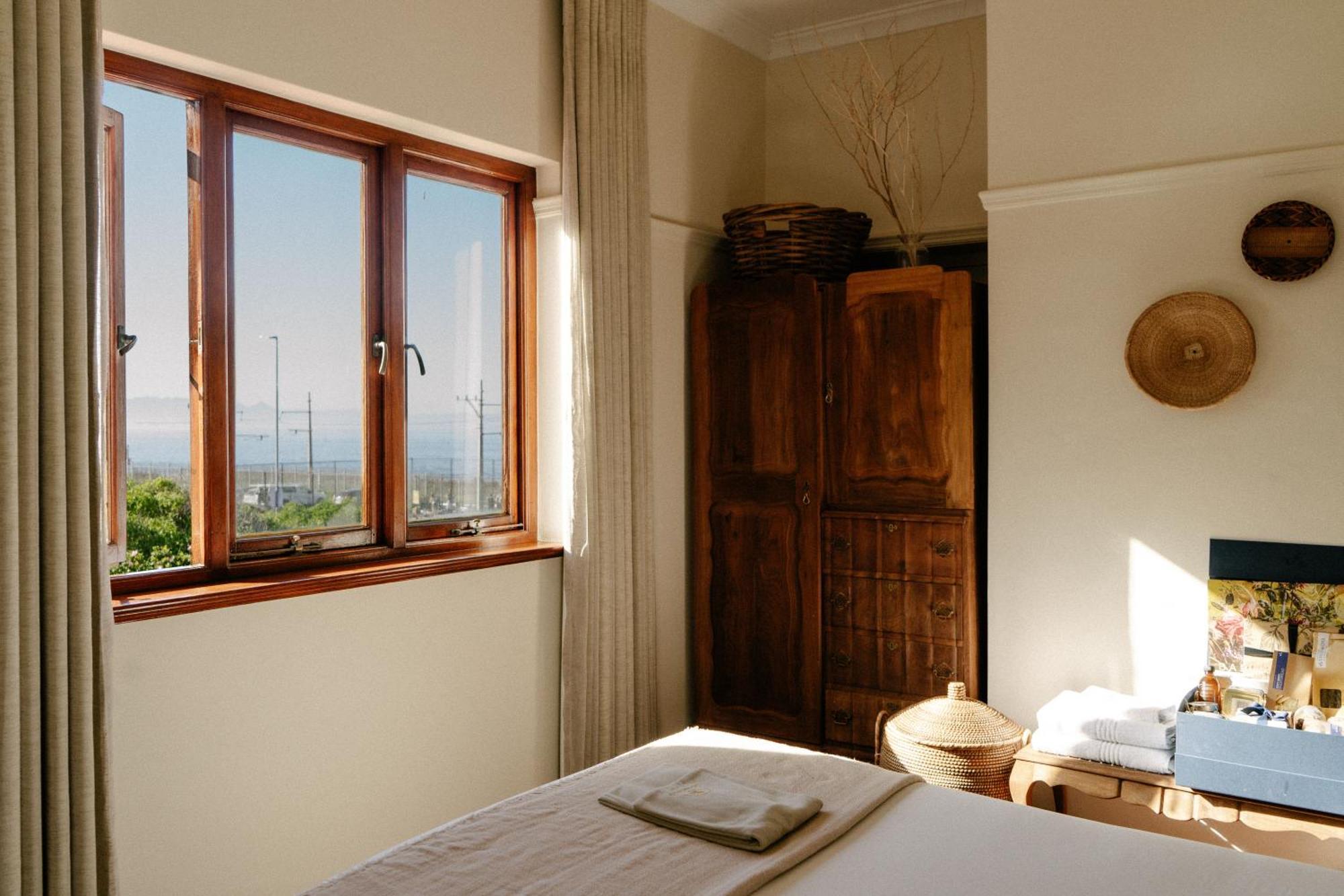 Sonnekus Boutique Hotel & Bistro In St James 외부 사진